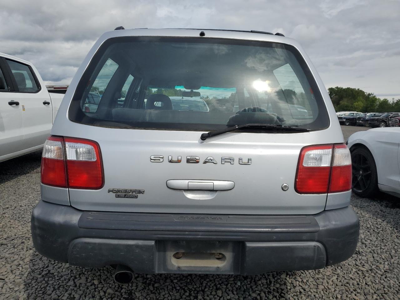 2002 Subaru Forester L VIN: JF1SF63552H710555 Lot: 56928925