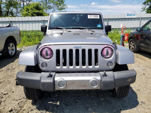  JEEP WRANGLER 2016 Серебристый