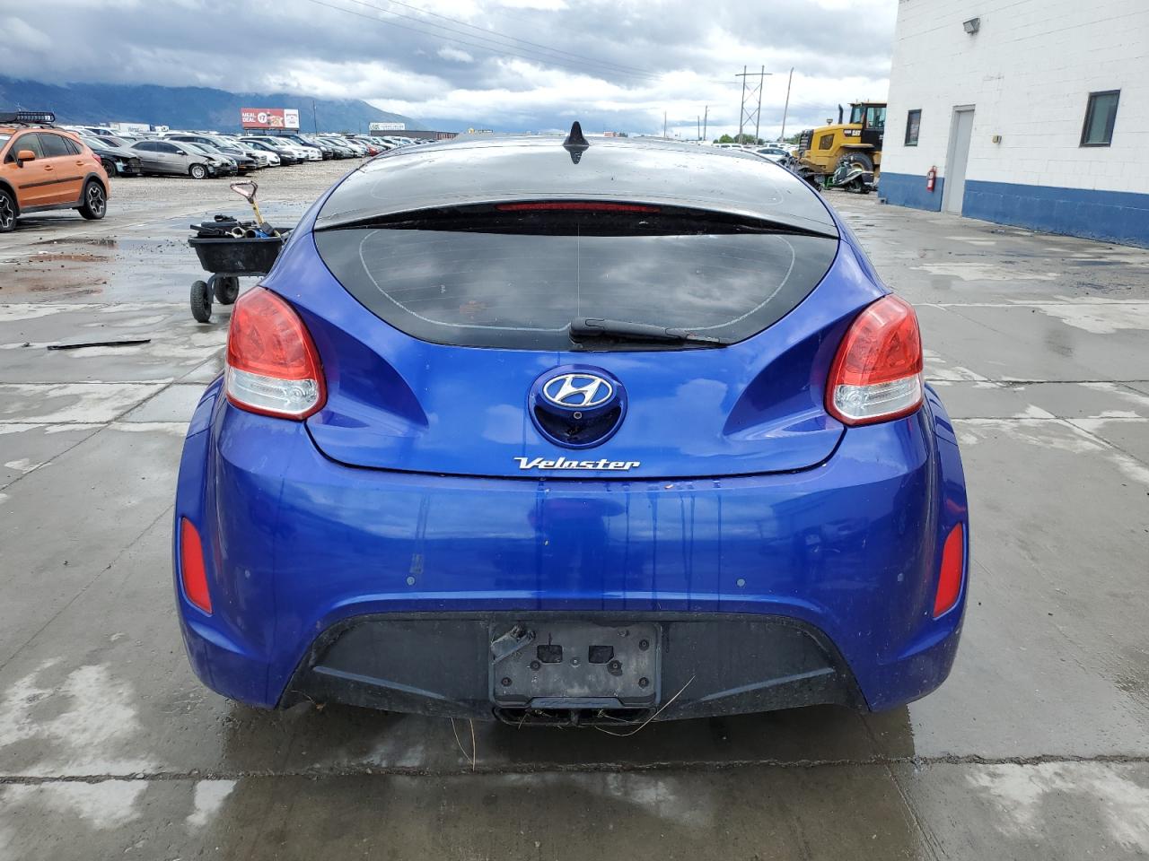 2013 Hyundai Veloster VIN: KMHTC6AD0DU146417 Lot: 56939695
