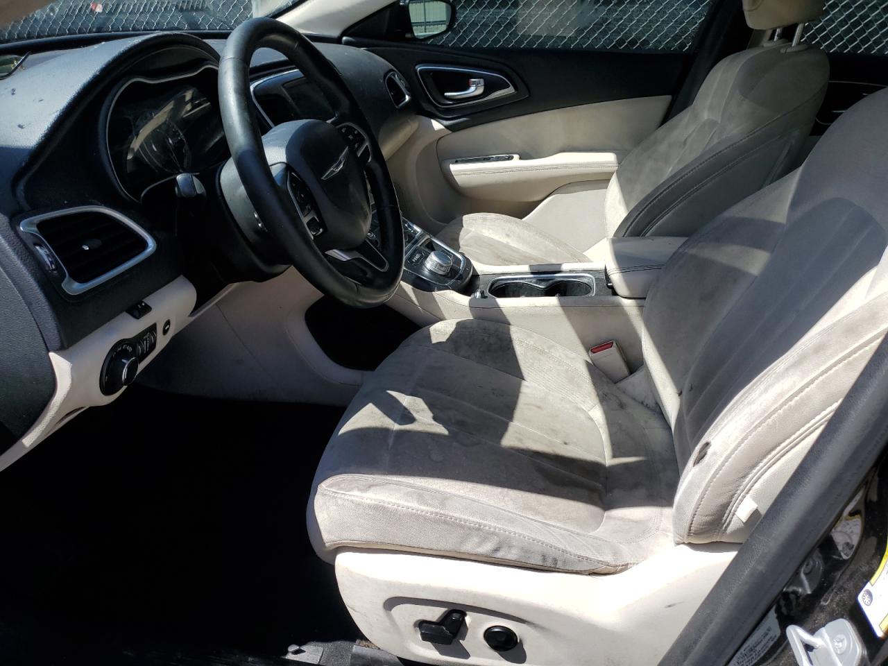 2015 Chrysler 200 Limited VIN: 1C3CCCAB6FN627419 Lot: 57141485