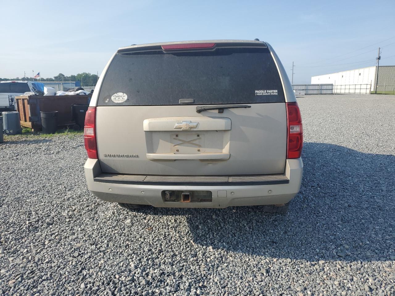 2007 Chevrolet Suburban C1500 VIN: 1GNFC16J57J332440 Lot: 57136815