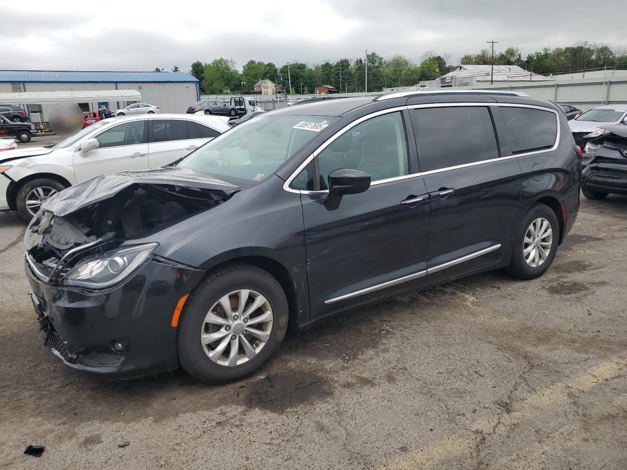 2019 Chrysler Pacifica Touring L