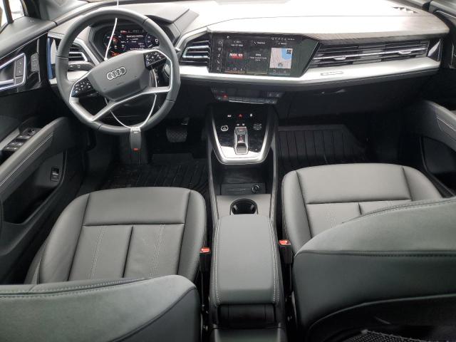  AUDI Q4 E-TRON 2024 Чорний