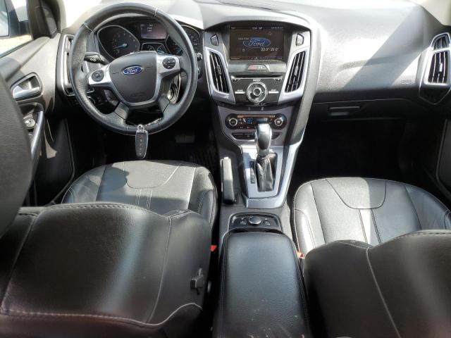 Hatchbacks FORD FOCUS 2014 Biały