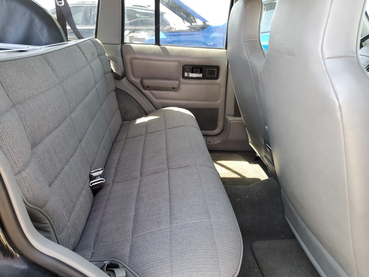 1995 Jeep Cherokee Sport VIN: 1J4FJ68S5SL558955 Lot: 55890235