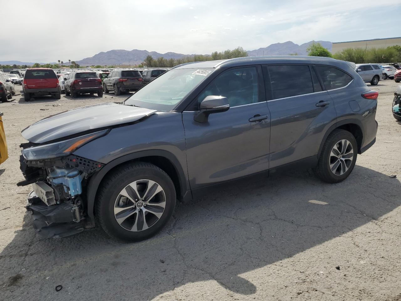 2022 Toyota Highlander Xle en Venta en Las Vegas, NV - Front End