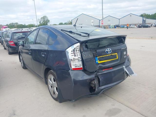 2011 TOYOTA PRIUS T SP