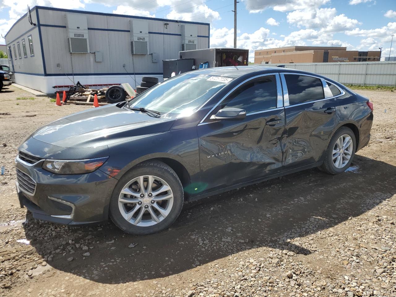 Bismarck, ND에서 판매 중인 2016 Chevrolet Malibu Lt - Side