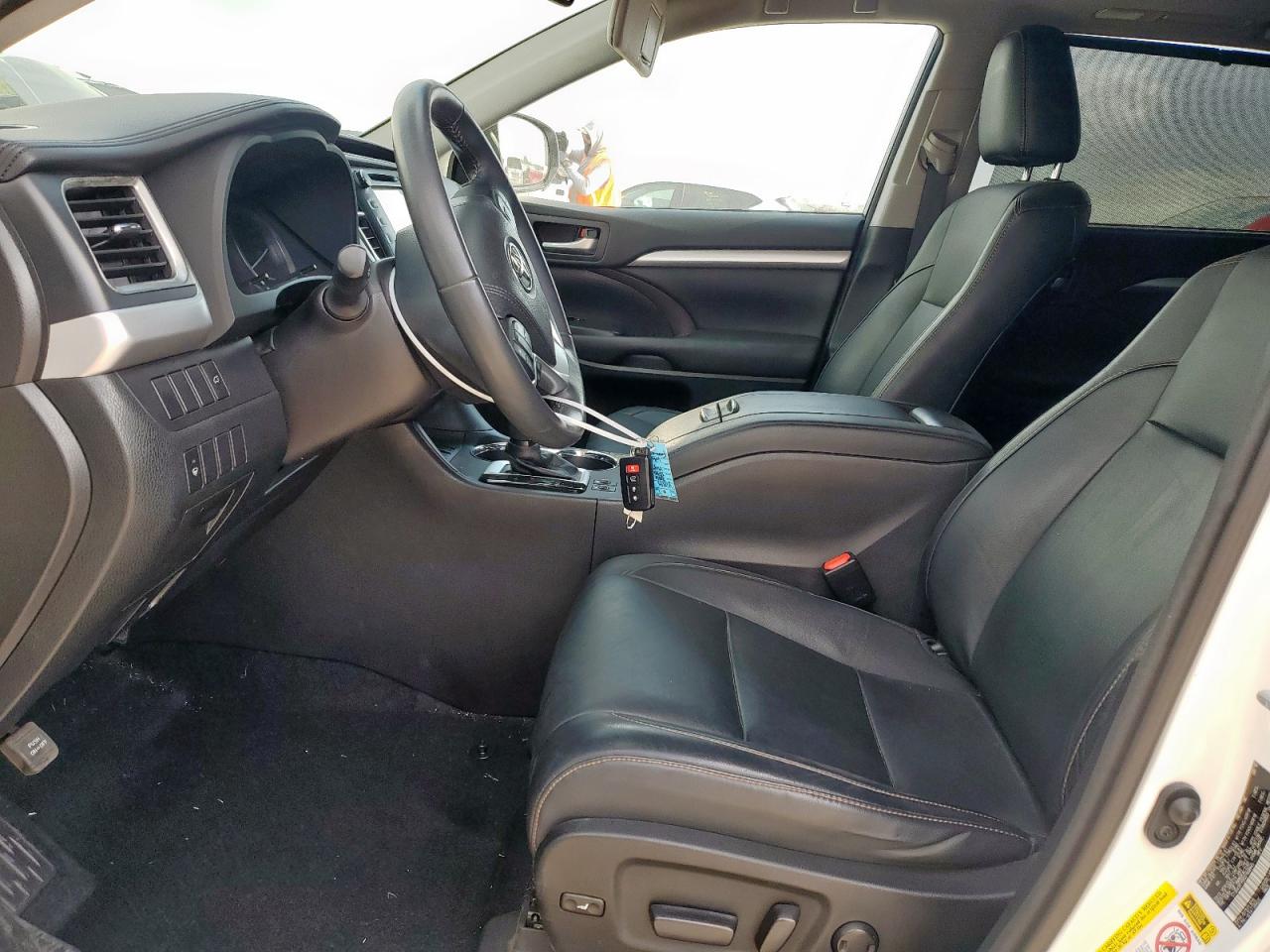 2016 Toyota Highlander Xle VIN: 5TDKKRFH9GS168845 Lot: 57396715