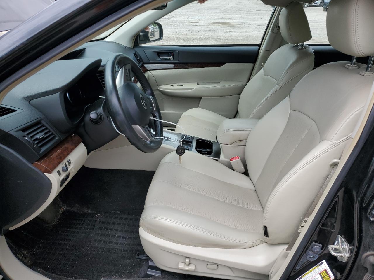 2014 Subaru Legacy 2.5I Limited VIN: 4S3BMBM69E3014332 Lot: 56863535