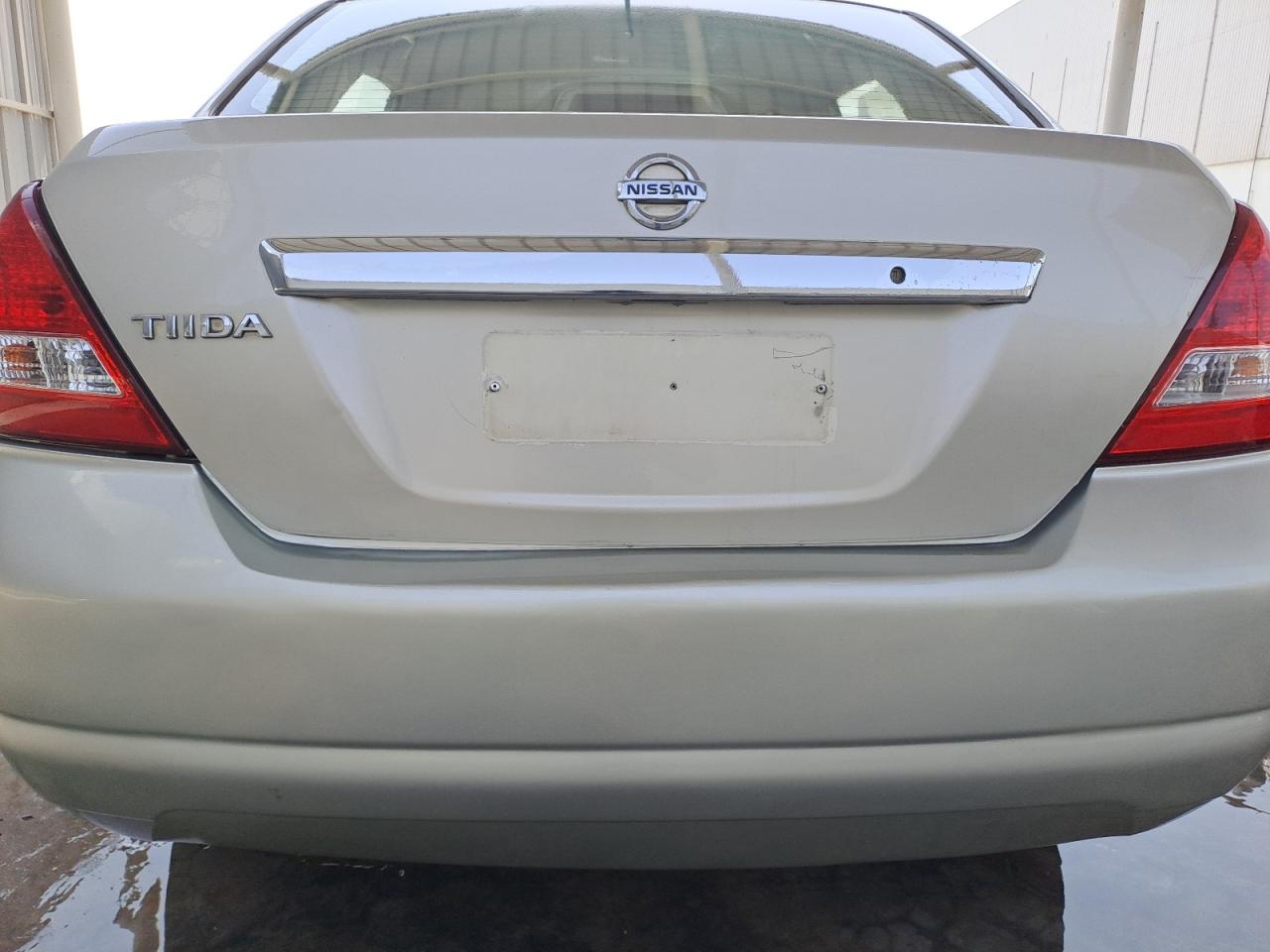 JN1CC11C18T008737 - 2006 Nissan Tiida - #57003175