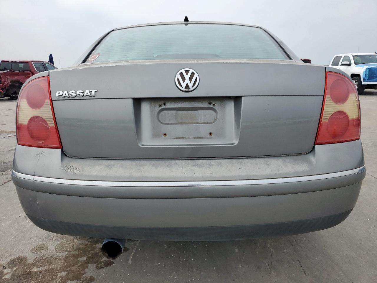 2004 Volkswagen Passat Gls VIN: WVWPD63B04P325358 Lot: 57180485