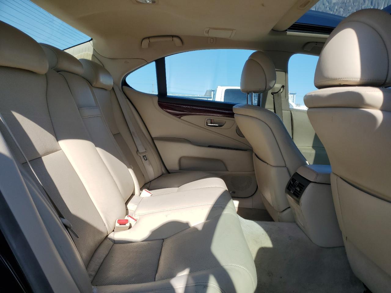 2011 Lexus Ls 460 VIN: JTHCL5EF8B5011265 Lot: 58714405