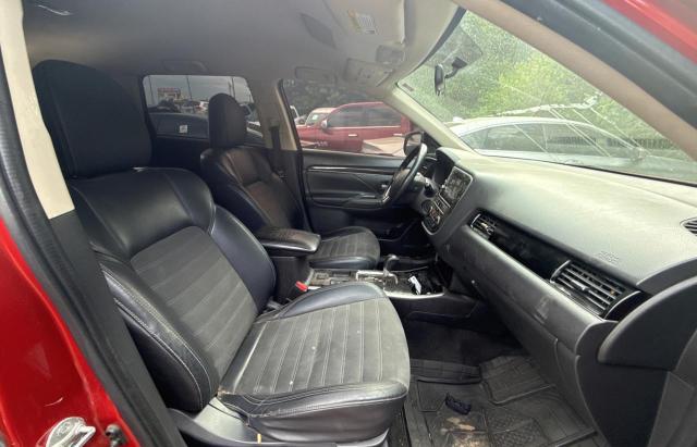  MITSUBISHI OUTLANDER 2019 Red