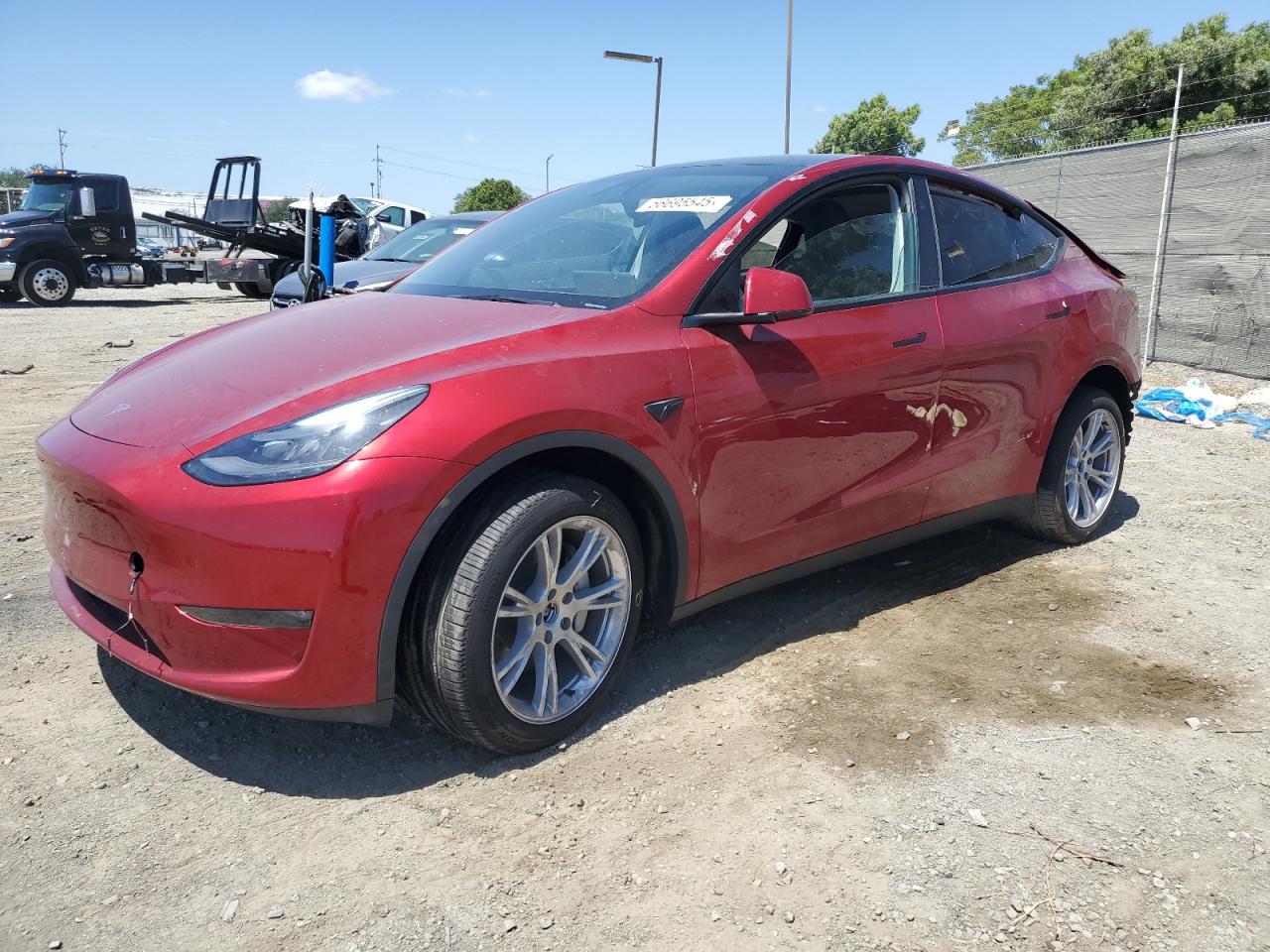 2024 Tesla Model Y VIN: 7SAYGDEE8RA233147 Lot: 56695545