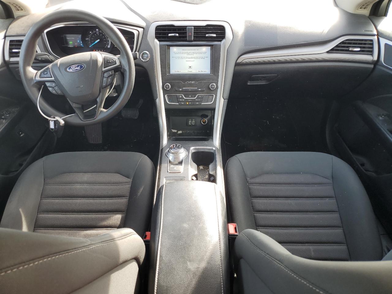 2019 Ford Fusion Se VIN: 3FA6P0LU9KR124877 Lot: 54027285