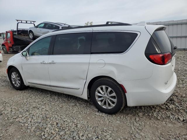  CHRYSLER PACIFICA 2017 White