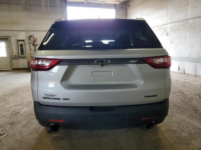  CHEVROLET TRAVERSE 2020 Srebrny