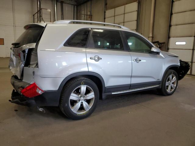  KIA SORENTO 2012 Srebrny