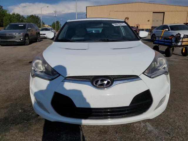  HYUNDAI VELOSTER 2013 Biały