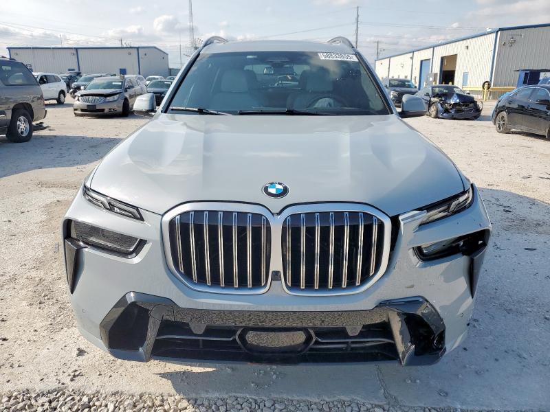  BMW X7 2024 Szary
