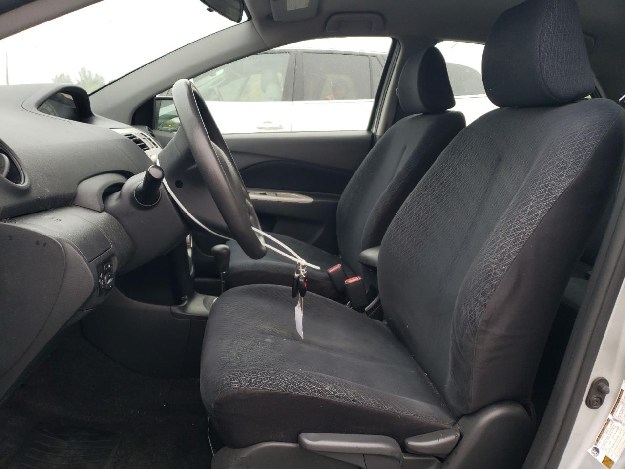 2008 Toyota Yaris VIN: JTDBT923584015786 Lot: 56561475