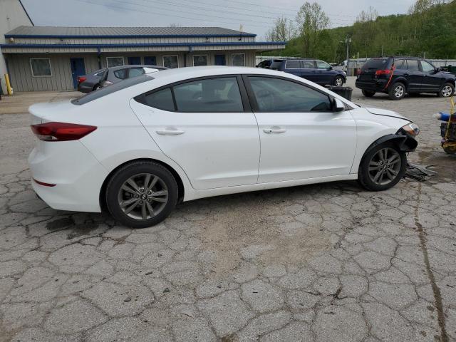  HYUNDAI ELANTRA 2018 Білий