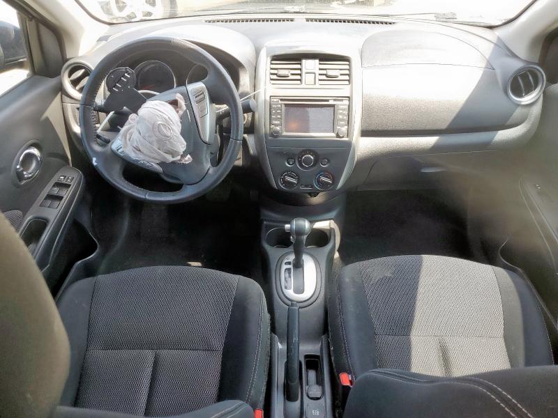 NISSAN VERSA 2016 Granatowy