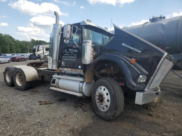 2019 Western Star 4900 Semi Truck