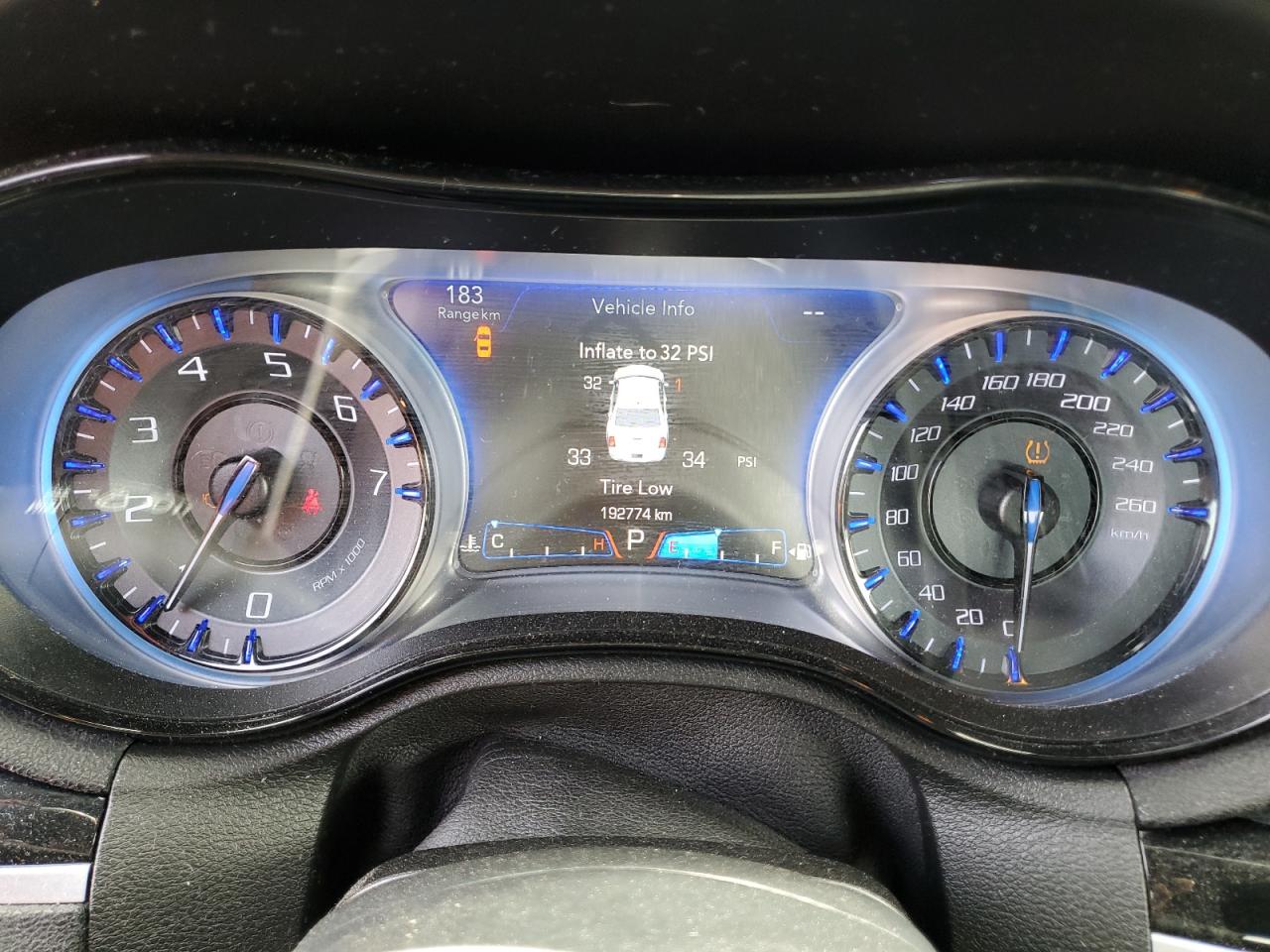 2018 Chrysler 300 S VIN: 2C3CCABG5JH195602 Lot: 56692625