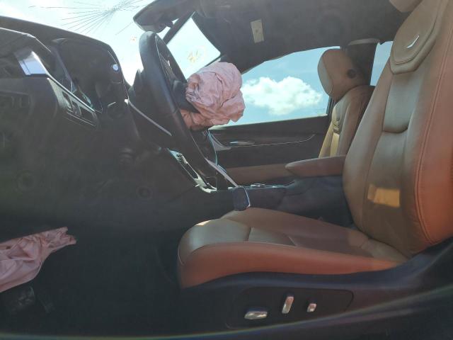  CADILLAC XT5 2021 Biały