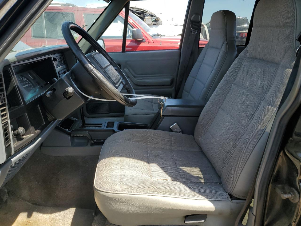 1995 Jeep Cherokee Sport VIN: 1J4FJ68S5SL558955 Lot: 55890235