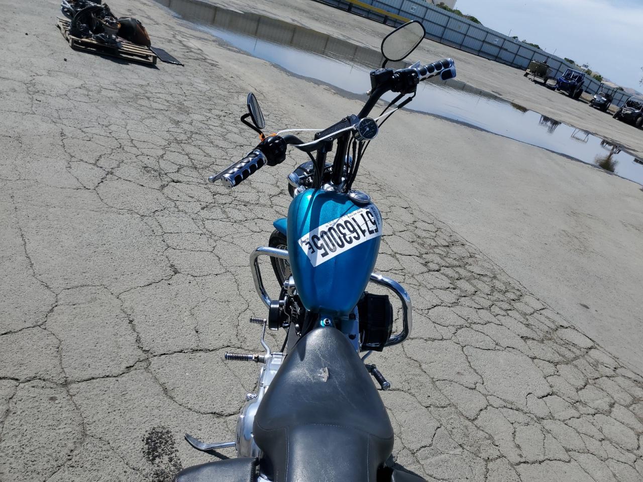 1994 Harley-Davidson Xlh883 Deluxe VIN: 1HD4CFM35RY208520 Lot: 57163005
