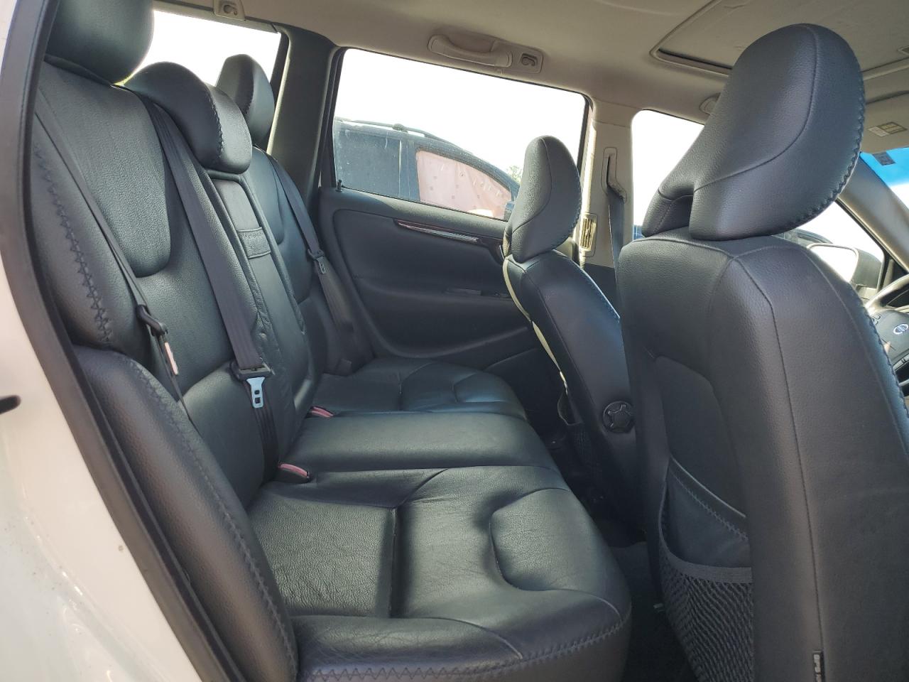 2005 Volvo Xc70 VIN: YV1SZ592351202701 Lot: 52080055