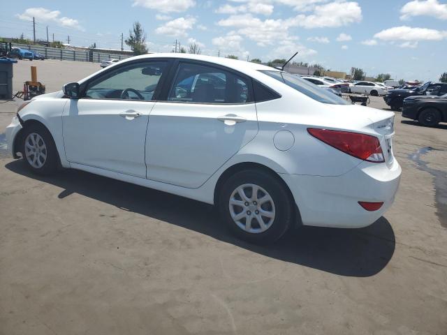 Sedans HYUNDAI ACCENT 2016 Biały