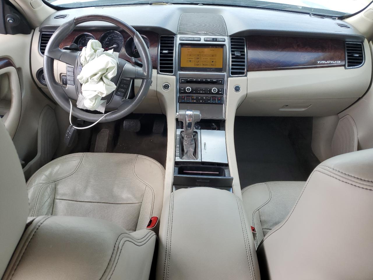 2010 Ford Taurus Limited VIN: 1FAHP2FW9AG155070 Lot: 56589365