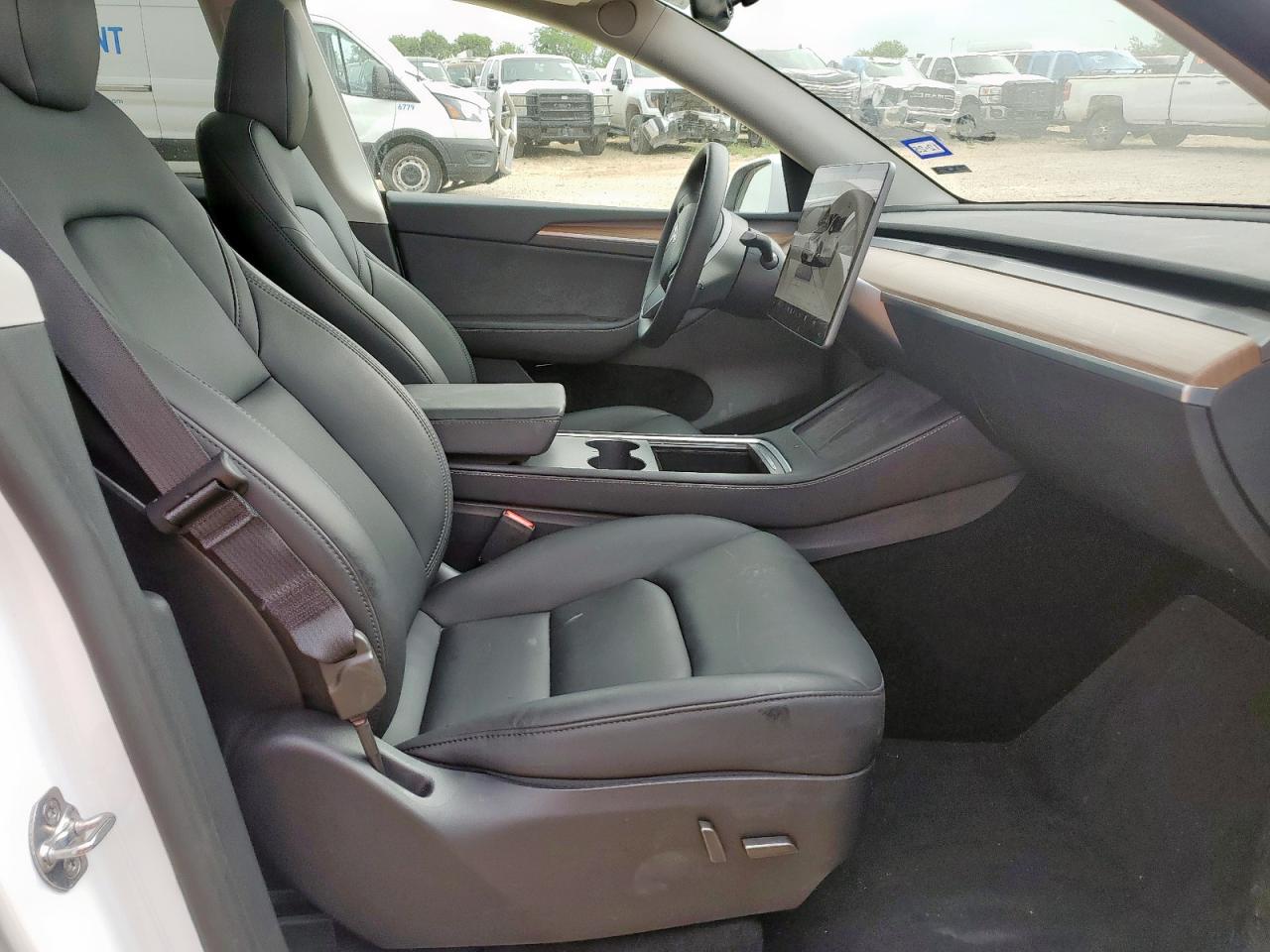 2025 Tesla Model Y VIN: 7SAYGAEE6SF255316 Lot: 57067985