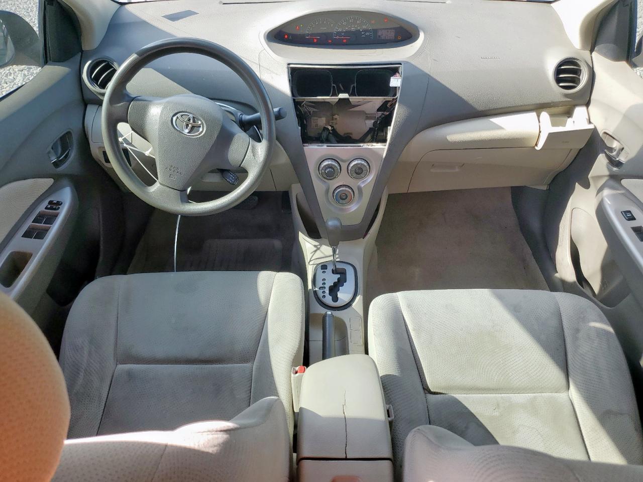 2009 Toyota Yaris VIN: JTDBT903791332216 Lot: 56892645