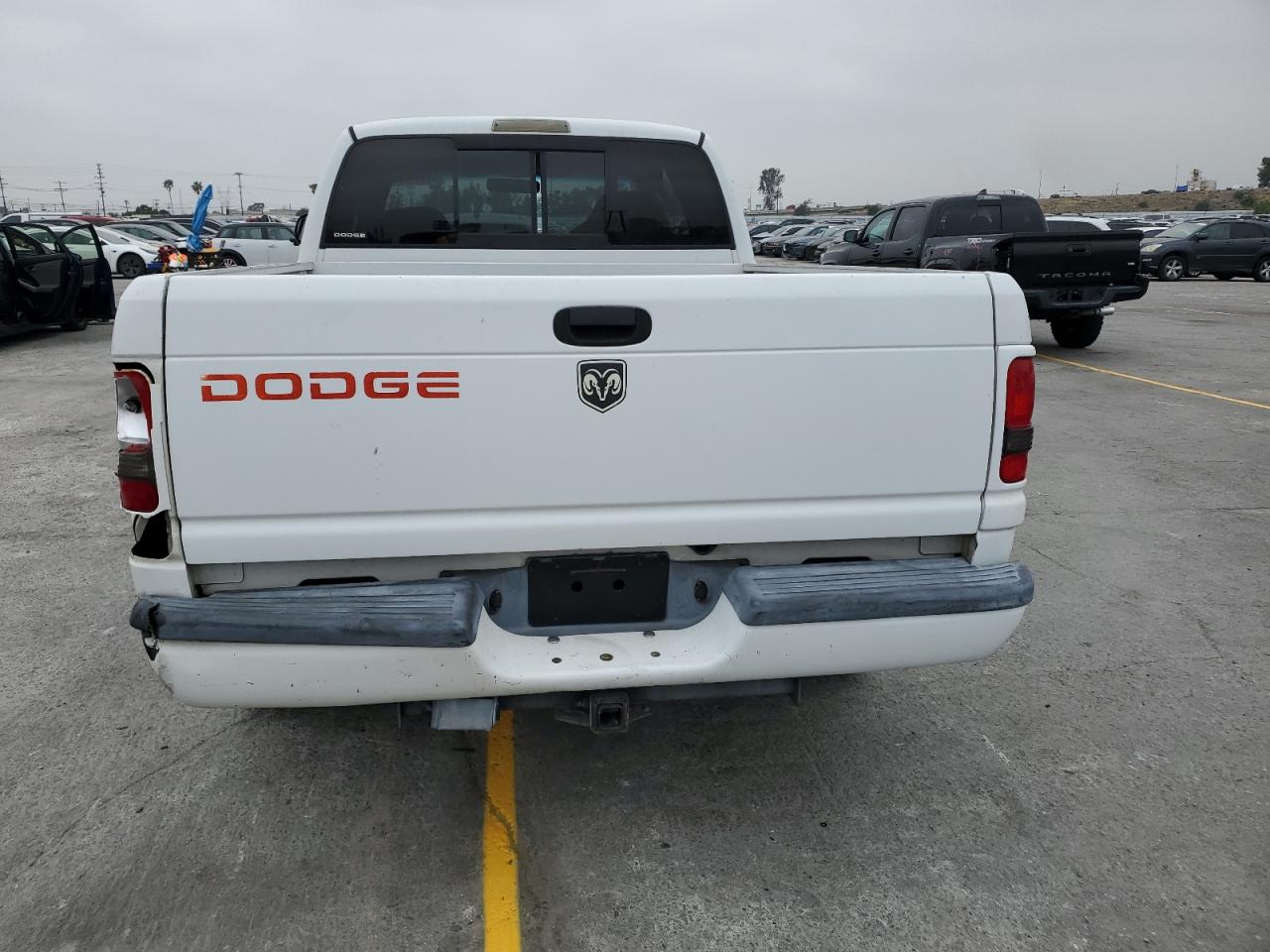 1998 Dodge Ram 1500 VIN: 1B7HC13Z0WJ104596 Lot: 55744965