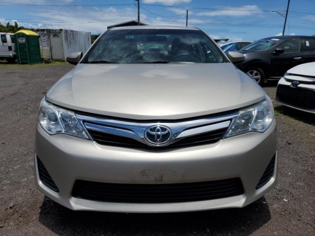  TOYOTA CAMRY 2014 Kremowy