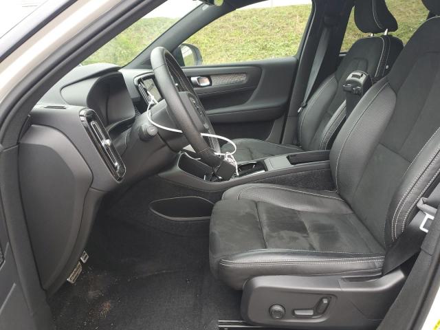  VOLVO XC40 2021 Білий