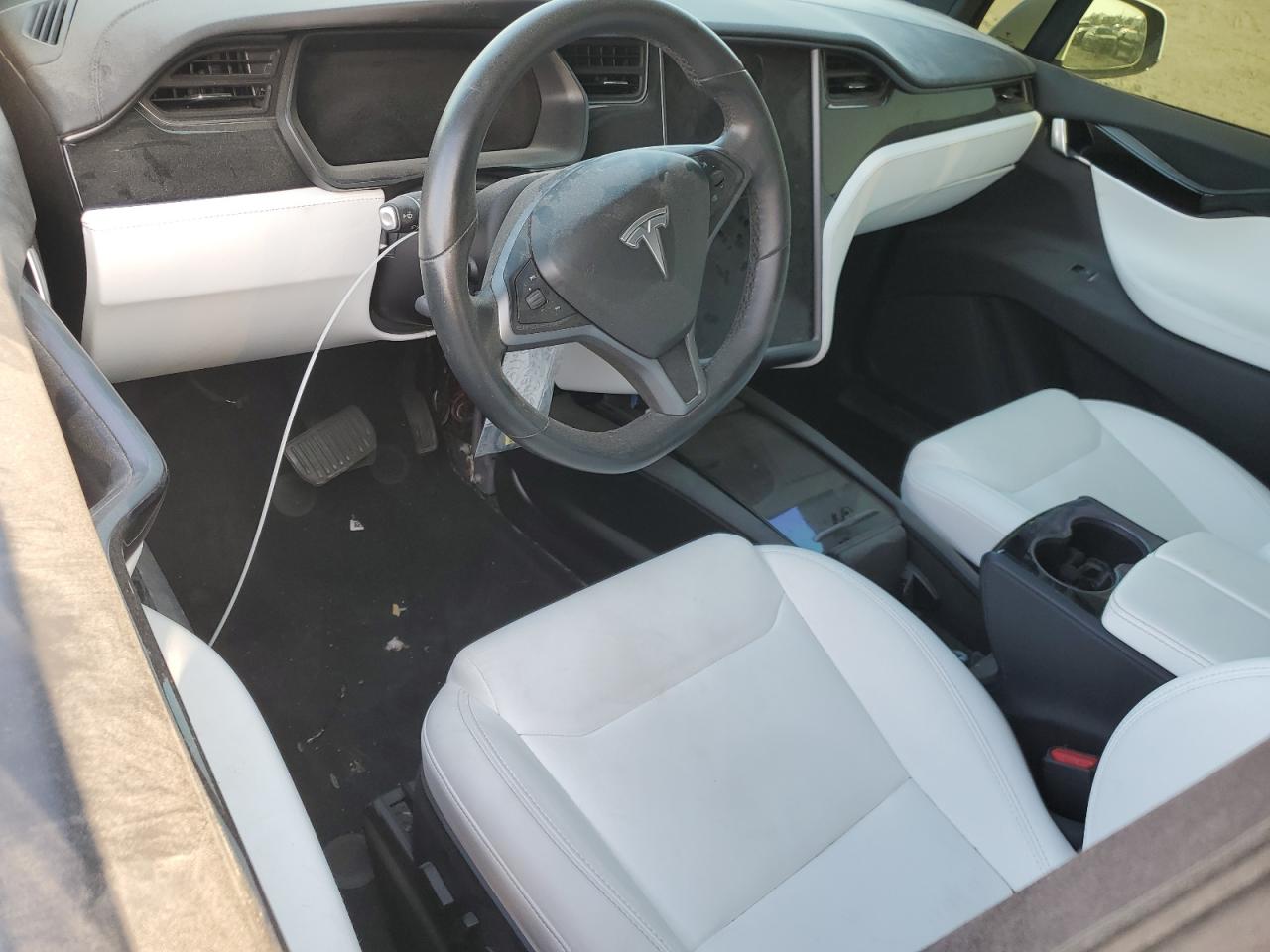 2020 Tesla Model X VIN: 5YJXCDE2XLF280104 Lot: 54129775