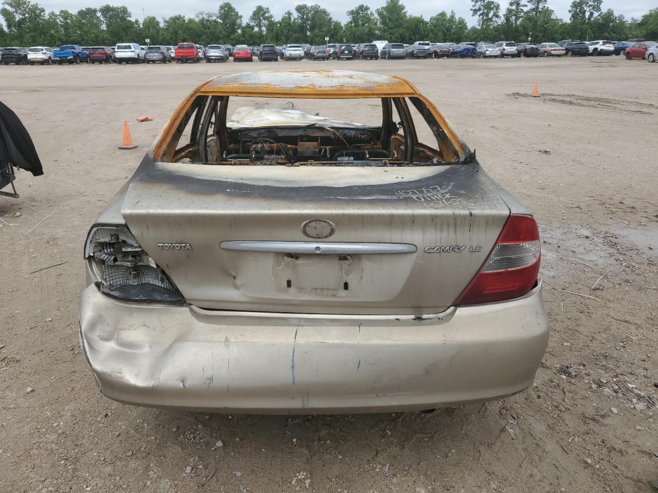 2003 Toyota Camry Le VIN: JTDBE32K630234884 Lot: 55986055