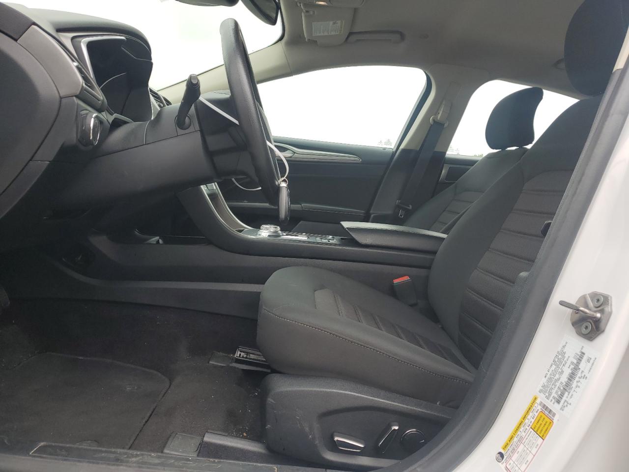 2019 Ford Fusion Se VIN: 3FA6P0LU1KR265538 Lot: 58980385