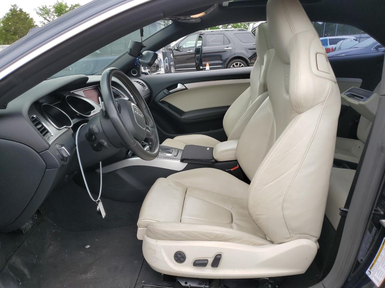 2010 Audi S5 Premium Plus VIN: WAUCVAFR1AA040025 Lot: 58658575