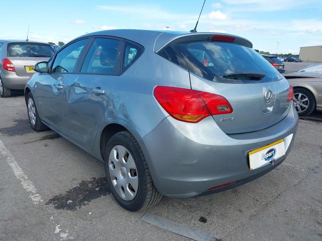 2010 VAUXHALL ASTRA EXCL