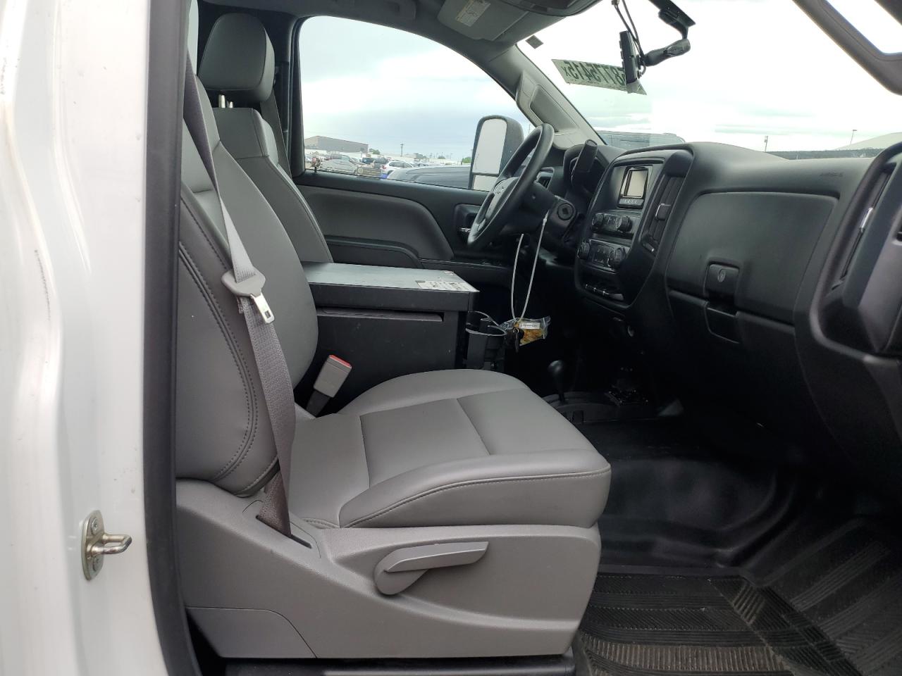 2015 Chevrolet Silverado K2500 Heavy Duty VIN: 1GC0KUEG7FZ128361 Lot: 58775415