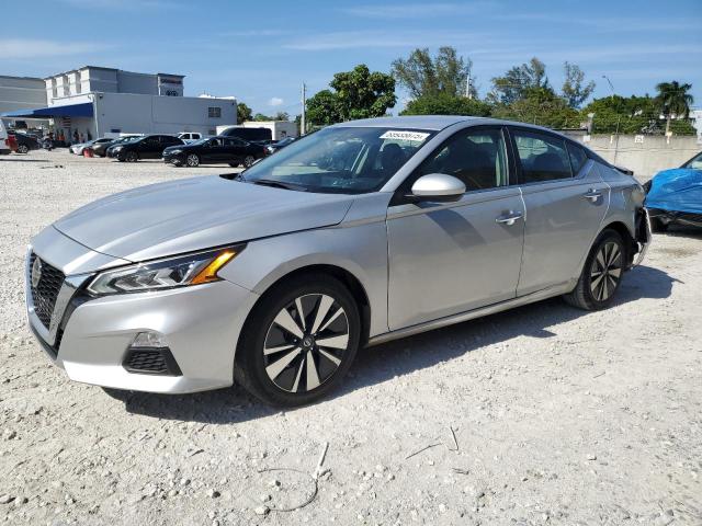 2022 Nissan Altima Sv