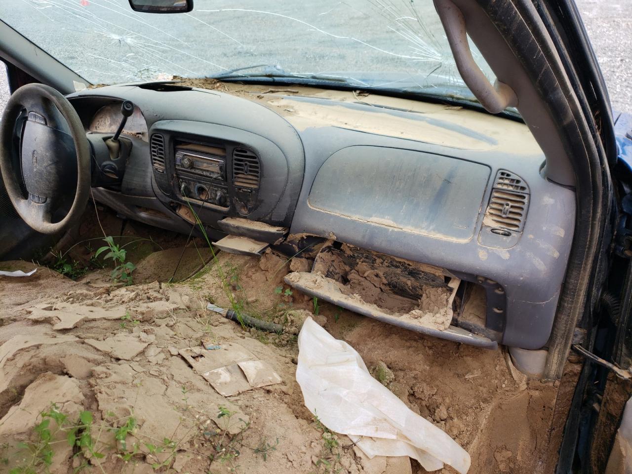 1998 Ford F150 VIN: 1FTZX1764WKB79871 Lot: 85369265