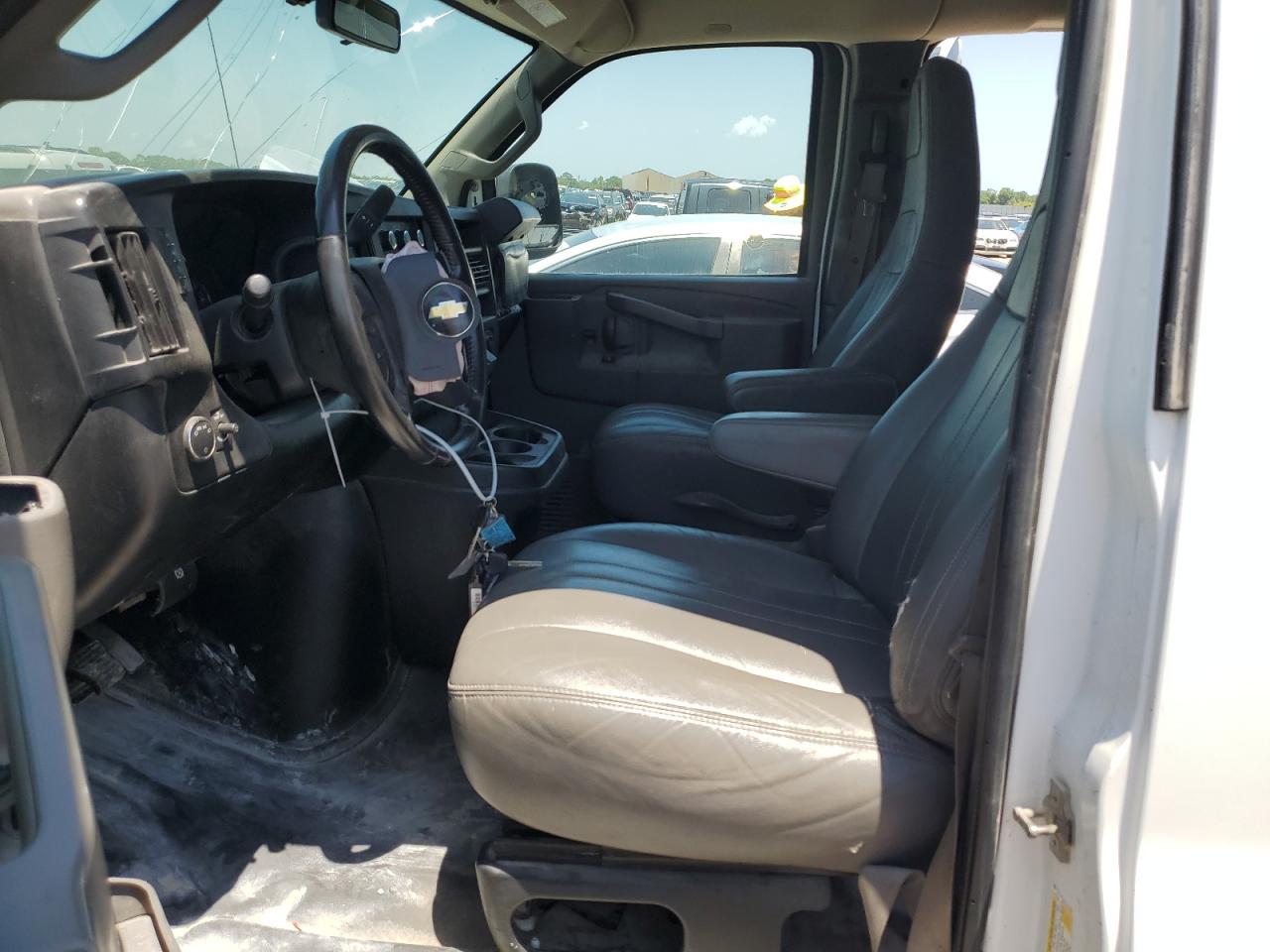 2020 Chevrolet Express G3500 Ls VIN: 1GAZGNFG6L1271561 Lot: 55260055